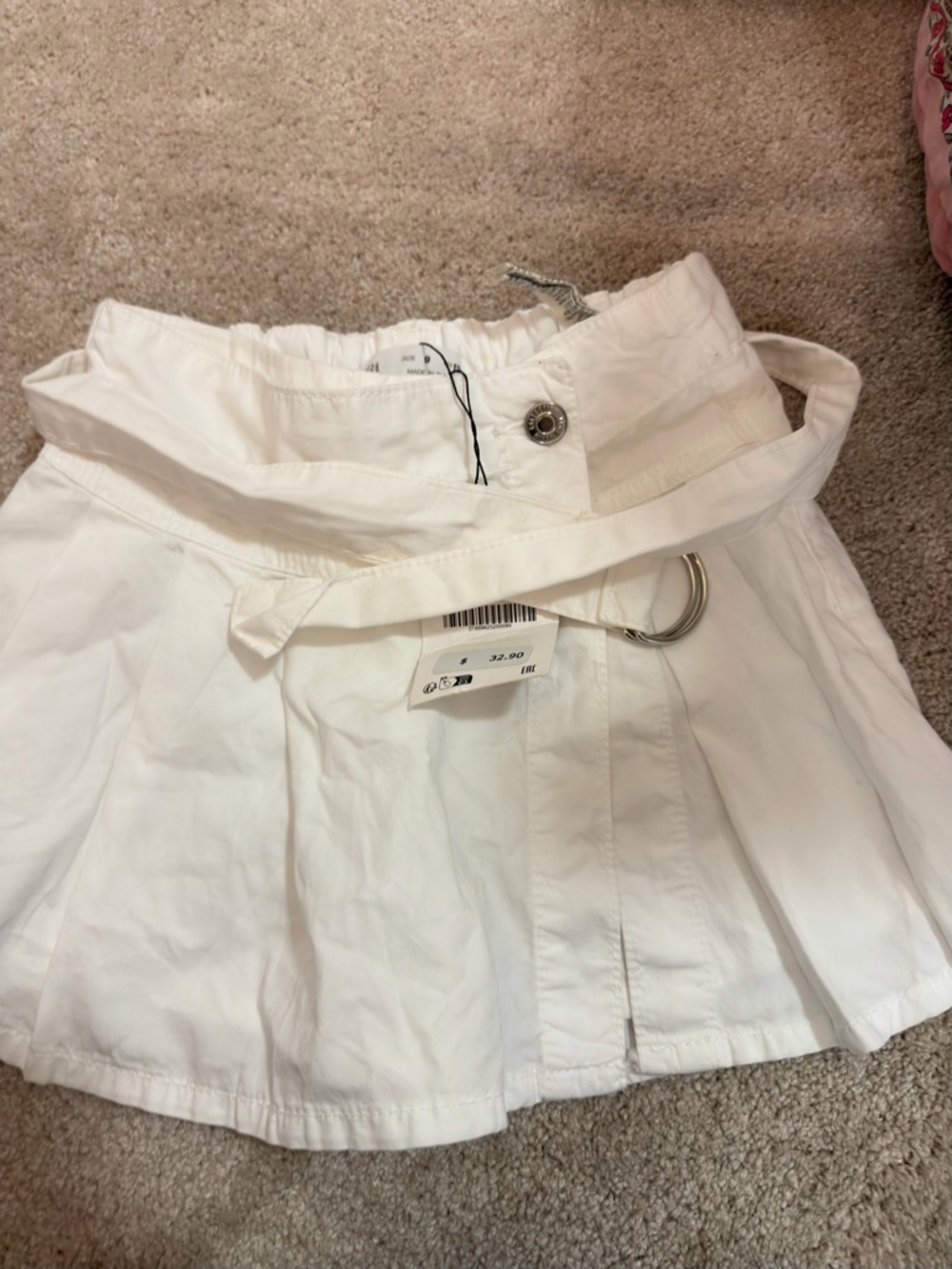 Zara White Girls' Pleated Skort with D-Ring Belt